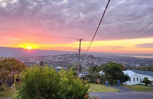 Bateau Bay House | Bateau Bay Family Escape - Magical sunset views