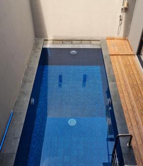 Ngemplak House | Baturiti Modern Guest House with private pool