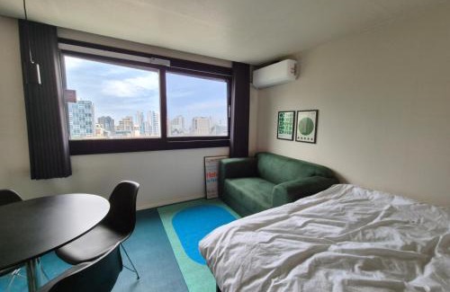 Busanjin Apartment | BAUM HAUS Jeonpo Cafe Street