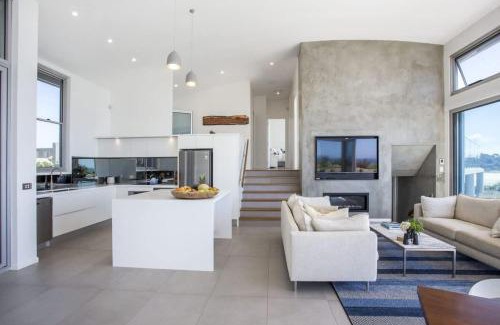 Bawley Point House | Bawley Point Beach Front - oceanfront luxury home