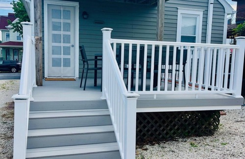 Somers Point House | BAY AND BEACHnRelax in this well appointed beach cottage in historic Old Town