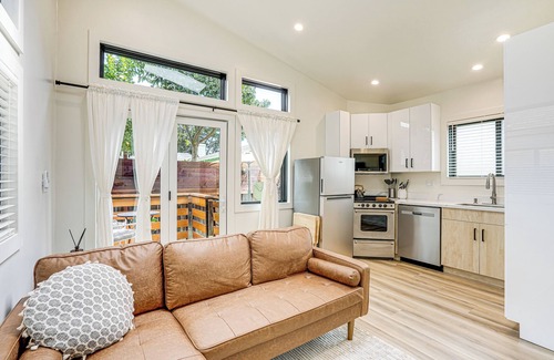Pinole Apartment | Bay Area Apt w/Patio: Near Parks & Hiking!