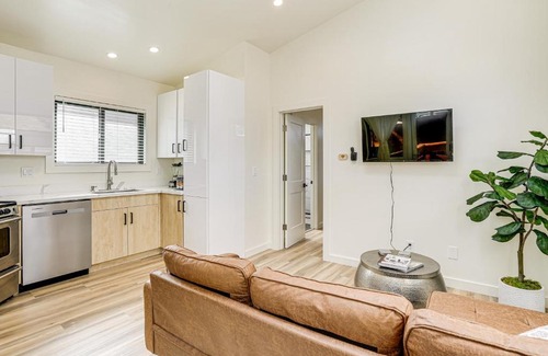 Pinole Apartment | Bay Area Apt with Patio Near Parks and Hiking!
