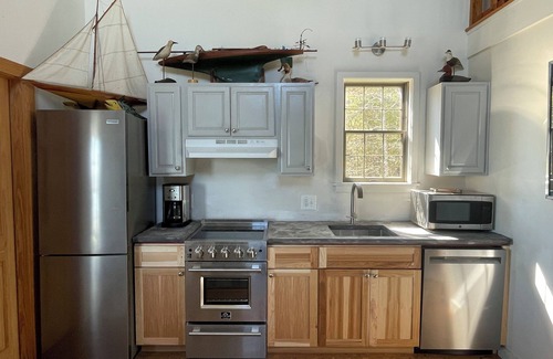 Reedville House | Bay Front Small Contemporary