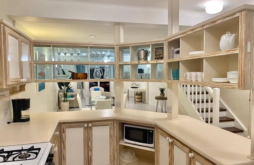 Rodney Bay House | Bay View #2 - Breathtaking 2-bedrm waterfront Condo in the heart of Rodney Bay.