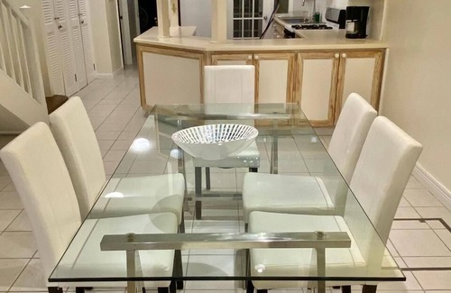 Rodney Bay House | Bay View #2 - Breathtaking 2-bedrm waterfront Condo in the heart of Rodney Bay.