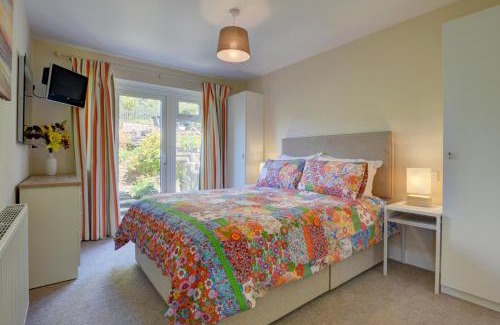 Combe Martin House | Bay View Bungalow