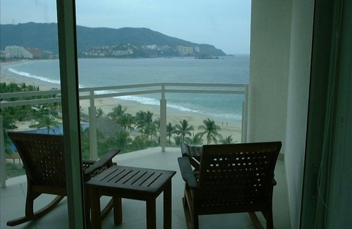 Ixtapa Condo | Bay View Grand Ixtapa Marina (New !) 1BR /2BA