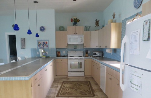 Bennett's Harbour House | Baybreeze~ON THE BEACH in Bennett's Harbour