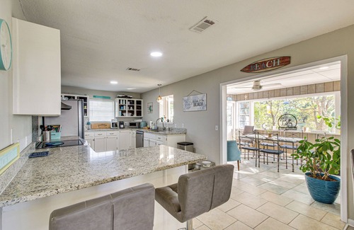 Florida Panhandle House | Bayfront Haven: Group Getaway in Milton!