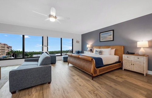 Redevelopment Area Hotel | Bayfront Inn Fifth Avenue