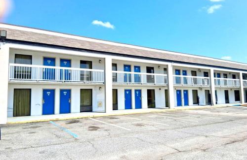 Metter Hotel | Baymont by Wyndham Metter