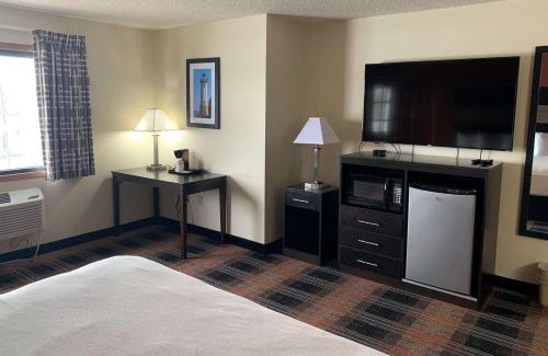 Waupun Hotel | Baymont by Wyndham Waupun