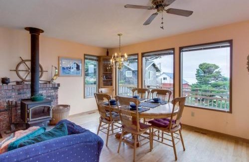 Cape Meares Apartment | Bayocean Retreat