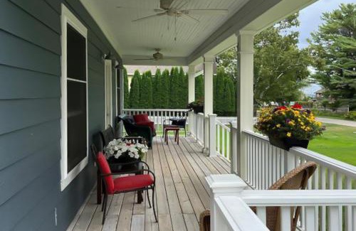 Northport House | Bayside Manor