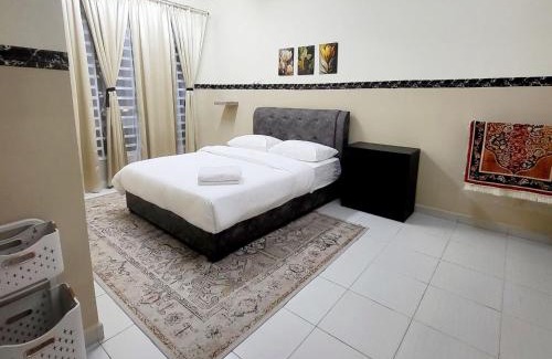 Kuantan House | Bayt Al - Jazmy Musliim only