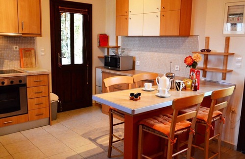 Kolymbari Villa | BBQ + Outdoor Kitchen ★ Sea View ★ Private pool