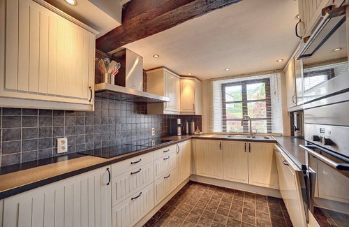Poupehan House | Luxury vacation home for families up to 21 people in the Belgian Ardennes