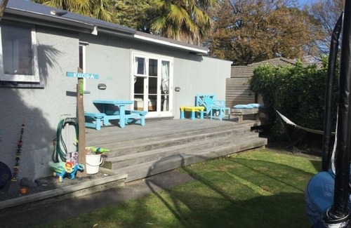 Mount Maunganui House | Beach Bach on Clyde @themount