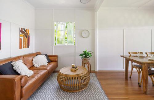 Moffat Beach House | Beach Bliss at Moffat Beach