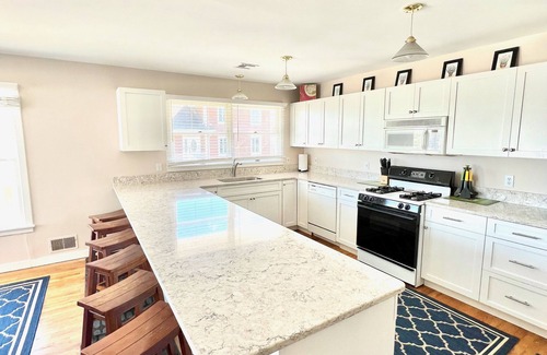 Bay Head House | Beach Block Rental - Ocean/Beach Out Your Back Door. Great Location At Beach!