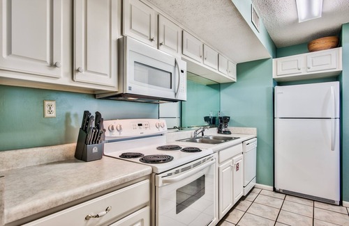 North West Florida Condo | BEACH FRONT AT JETTY EAST! 1 FREE BEACH CHAIR SET UP EACH DAY OF YOUR STAY!