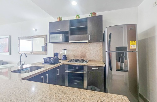 Crespo Condo | Beach Front Condo Steps Away from the Historical Center