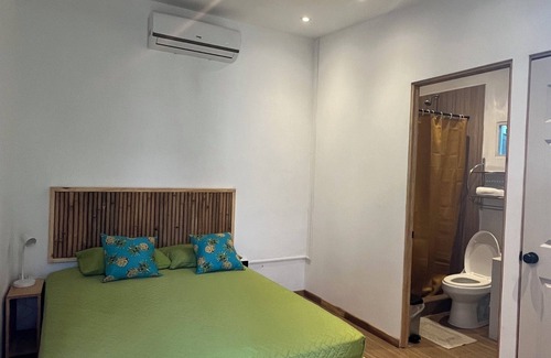 El Tunco Cabin | Beach Front Room at Playa El Tunco Surf Spots With Kitchenette
