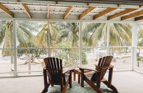 Cocoplum House | Beach Front Studio - Turtle Tides