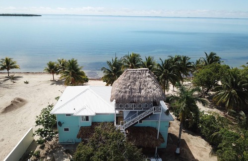 Cocoplum House | Beach Front Studio - Turtle Tides