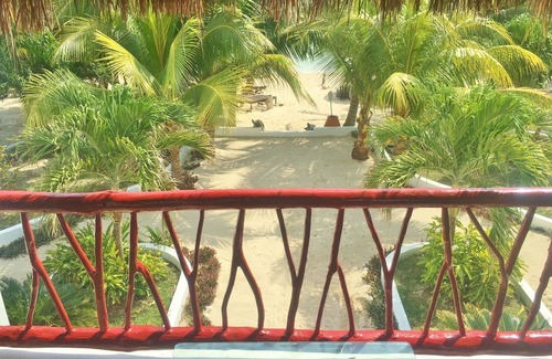Puerto Bravo Villa | Beach front twin home - central courtyard - great for families and large groups