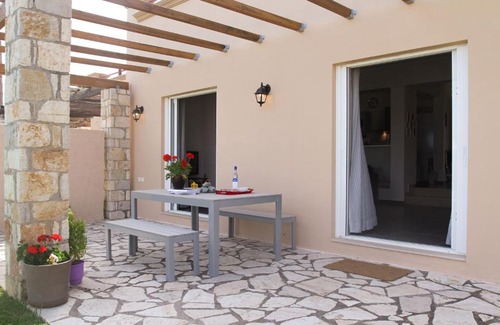 Platanitis Villa | Beach Front Villa with Private Pool