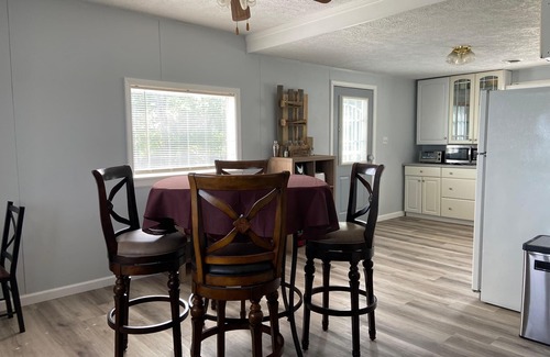 Saint Mary Of The Woods House | Beach House on Lake