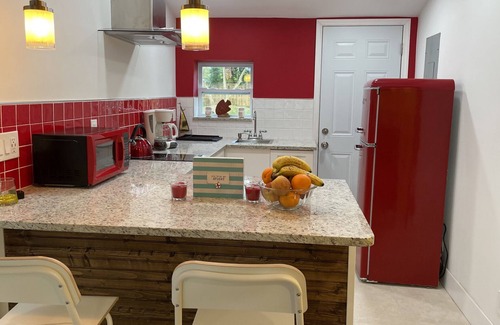 Lake Worth Corridor Apartment | Beach House