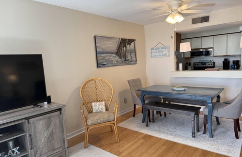 Oceanmarsh Subdivision Condo | Beach house villa! Screened in porch, with views!
