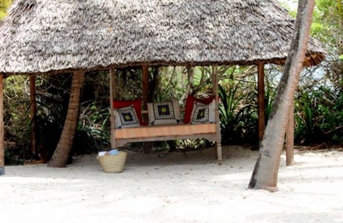 Central Province House | Beach House with private Pool and use of Tennis Court. Breathtaking Views.