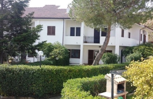 Vasto House | Beach house with large garden (Seaside Paradise Vasto)