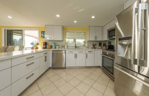 Breezeswept Beach Estates House | Beach house with Water View, Florida Keys