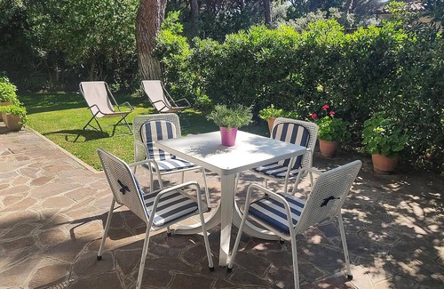Roccamare Apartment | Beach front apartment