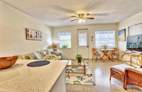 Gulfport Apartment | Beach Quarters #3