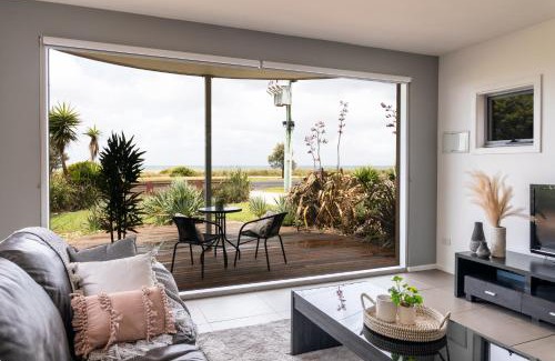 St Leonards House | Beach Retreat