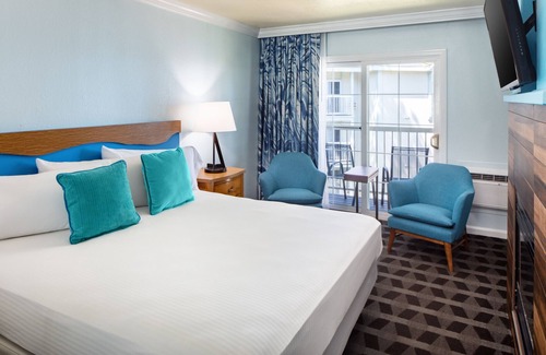 Bijou Park Resort | Beach Retreat & Lodge at Tahoe