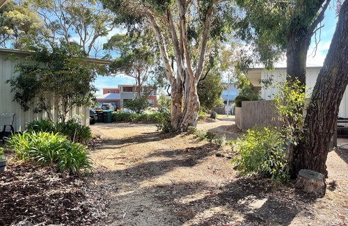 Torquay House | Beach Shack: 2 BR, 1 BA in Torquay, Sleeps 4