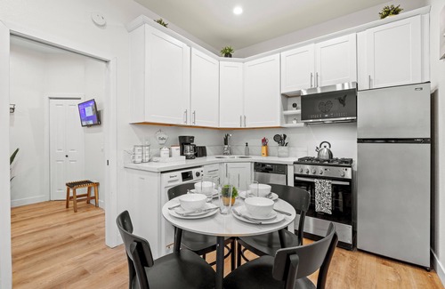 Mission Beach Condo | Beach Wave Retreat: Ocean Bliss, Steps Away