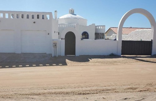 Puerto Penasco House | BEACHFRONT 3 bedroom Spacious Comfy. Pet Friendly!