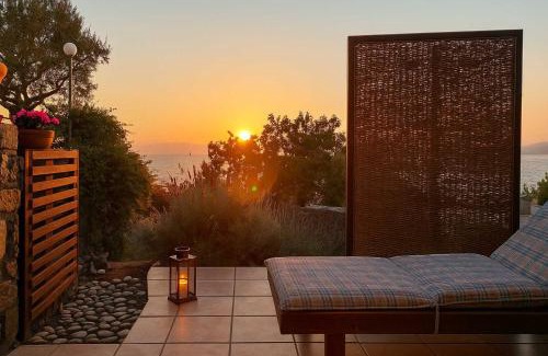 Avia Hotel | Beachfront Avia Nest - Aspa's Getaway