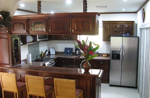 Playa Hermosa House | Beachfront Casa Barracuda 3BR Luxury, pool w 1/3 acre, Playa Hermosa de Jaco!