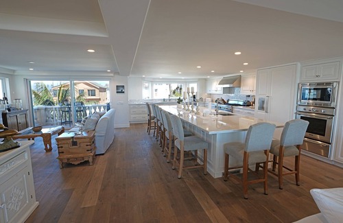 Silver Strand House | Beachfront -escape to California’s best kept secret Silverstrand Beach.