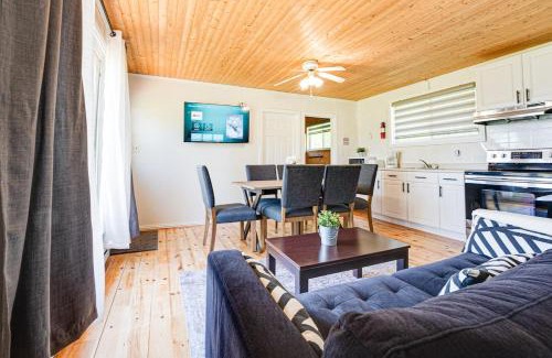 Magnetawan House | Beachfront Getaway #3 - Maijac Resort & Marina