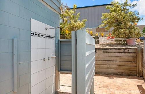 Zilzie House | Beachfront Holiday House